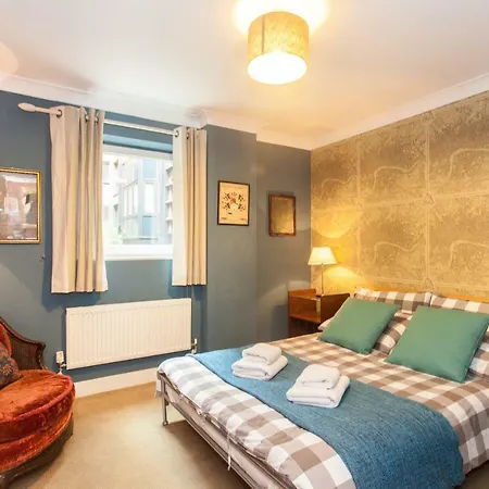 Superior 2 Bedroom Apartment St Paul'S City Of London